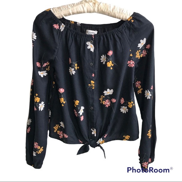 NWT Abercrombie Kids Black Pull-over Blouse Knot Tie Floral Design Size … - Picture 1 of 12